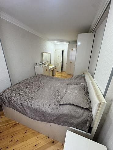 kiraye bina: 🏡 SATILIR – TƏCİLİ MƏNZİL 📍 Çiçək qəsəbəsi, çox əlverişli ərazi 🟢 9 — 9