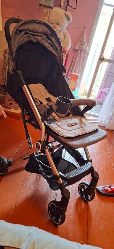 uwaq arabalari: Klassik gəzinti arabası, İşlənmiş, Cins: Oğlan, Yaş: 6-12 ay, Ünvandan götürmə, Ödənişli çatdırılma — 1