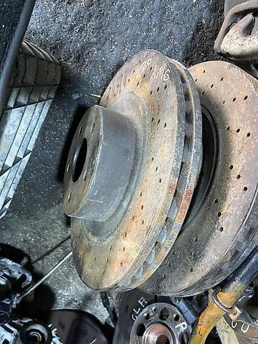 dirsek: "Mercedes" əyləc diski Şəhər: Bakı Elanın növü: Ehtiyat hissələri — 7