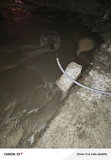 Avto xidmətlər: Xidmet bakida su quyusun qazılmasi Təsvir: - Şlanq və nasos — 2