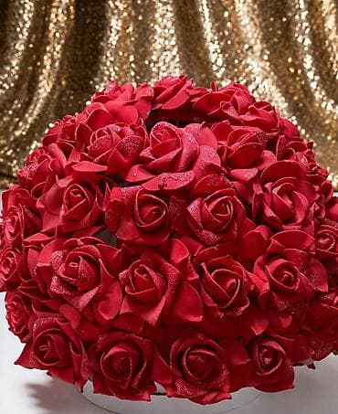 Qırmızı güllü dekorativ abajur - Üst hissə: Tamamilə qırmızı