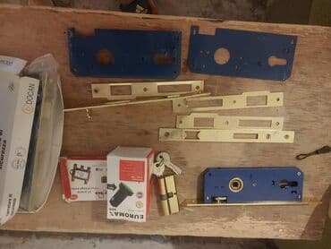 Qapı şüşələri: Qapı kilidi dəsti – mexanizm və aksesuarlar - Daxili qapılar üçün — 1