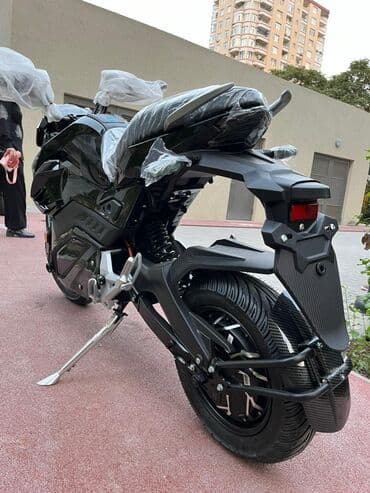 электро мопед: Elektrik motosiklet – şəhər içi dinamik sürüş üçün agresiv dizayn - — 3