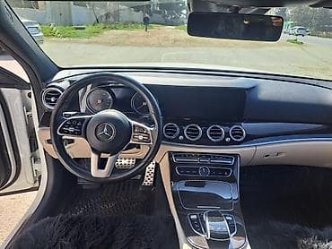 mersedes g 63: Mercedes-Benz E-Class: 2 l | 2019 il Sedan — 10