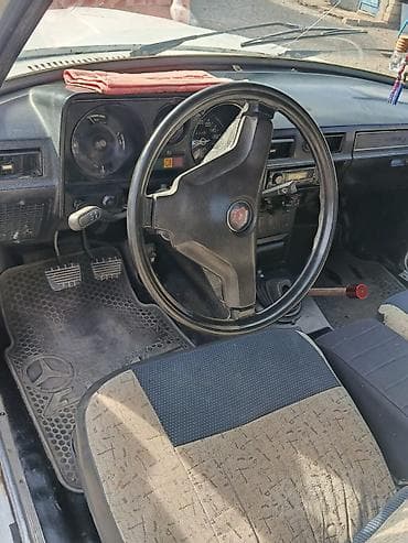 teker satisi kreditle: GAZ-24 “Volqa” əsasında yığılmış yük pikapı - Kuzov: ikiqapılı pikap — 6