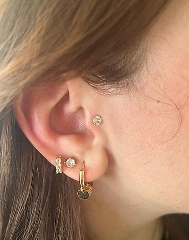 qulaq piercingi: Xüsusi təklif – qulaq deşimi və pirsinq xidməti • Deşmə + Piercing — 4