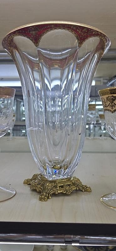 Bir vaza, Bogem şüşəsi