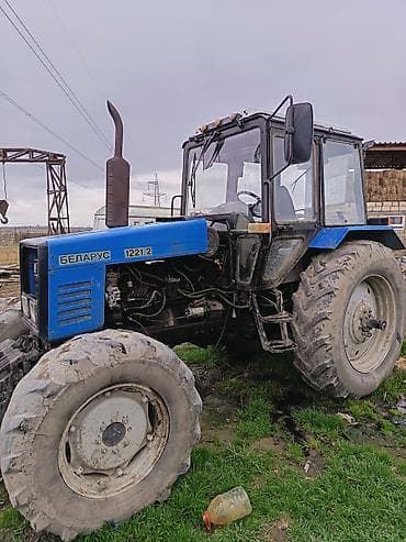 w211 güzgü: Belarus 1221.2 traktor - Güclü dizel mühərrik, ön egzoz borusu və — 5