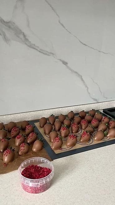 Turşular: 🍓 Чарующая клубника в шоколаде 🍫 Каждая ягодка – свежая, сочная и — 6