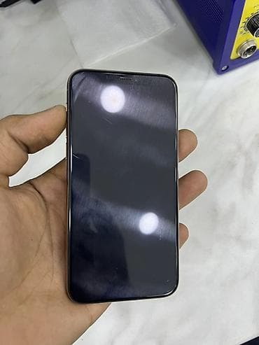 iphone 17: IPhone 11 Pro, 64 GB, Qızılı, Face ID — 2