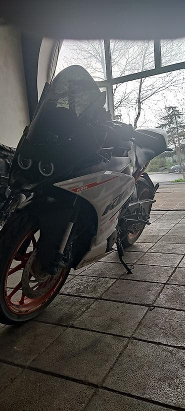 r13 diski: KTM sport motosiklet – tam sport görünüşlü, yüngül şassi və aqressiv — 2