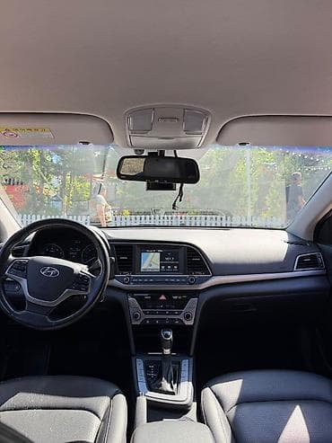 maqintafon maşın ucun: Hyundai Elantra: 1.6 l | 2018 il Sedan — 5