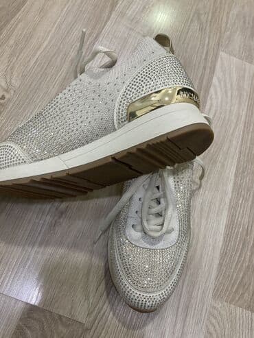 Tuflilər: Parlaq daşlarla bəzədilmiş qadın krossovkaları - Rəng: krem/ivori — 2