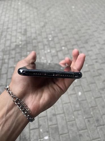 IPhone 11 Pro Max, 256 GB, Space Gray, Face ID — 5