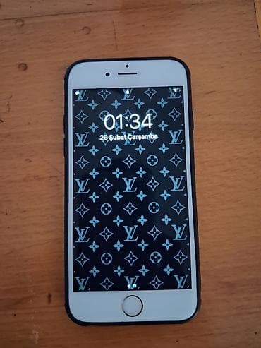 iphone 13 kontakt: IPhone 6s, Gümüşü, Barmaq izi — 2