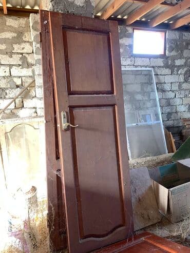 İşlənmiş Otaq qapısı Zamok ilə, Ünvandan götürmə lalafo.az -da İşlənmiş Otaq qapısı Zamok ilə, Ünvandan götürmə