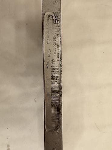 islenmis radiatorlar: Məhsul: Mercedes-Benz su radiatoru və köməkçi radiator. Original — 6