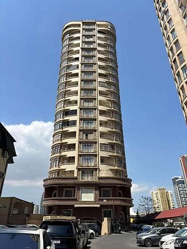 Mənzillər: İcarəyə verilir 2 otaqlı yeni tikili 70 m², Şah İsmayıl Xətai m — 3