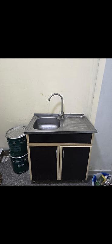 Moyka ve şkaf krantiyla birlikde Tecili satilir 60 azn Unvan :28 may