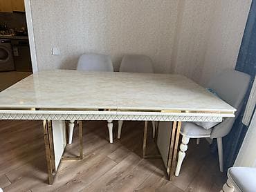 İşlənmiş, TV altlığı, Masa və oturacaqlar