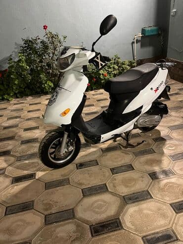 Salam aleykum moped səliqəli vəzziyətdə saxlanılır mopedin