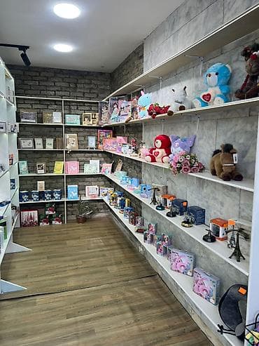 heyvan satisi saytlari: Mağazanı bağlayıram deye malları maya deyerinen aşağı verirem.Hədiyyə — 1