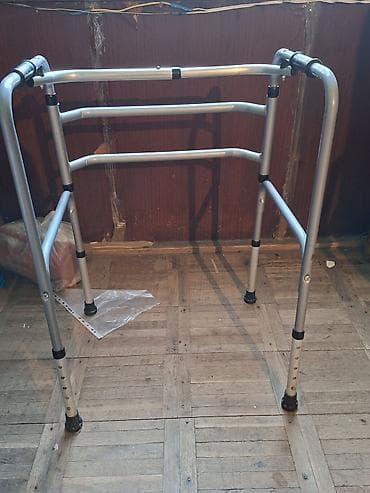 Yüngül alüminium gediş çərçivəsi (walker) - Material: möhkəm