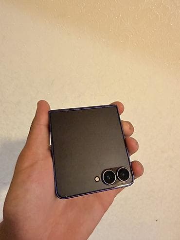 samsung tab s7: Samsung Galaxy Z Flip7, 256 GB, rəng - Göy, İki sim kartlı, Sənədlərlə — 4