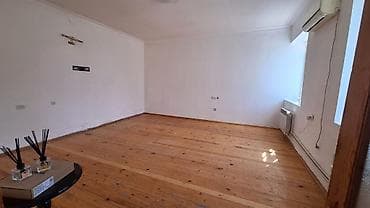 2 mərtəbə ev: Bakı, 4 otaqlı, Köhnə tikili, 200 kv. m — 8