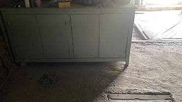 Metal şkaf – 4 qapılı - Material: möhkəm metal konstruksiya - Rəng