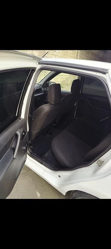 volkswagen passat b6: VAZ (LADA) Granta: 1.6 l | 2012 il 310000 km Sedan — 8