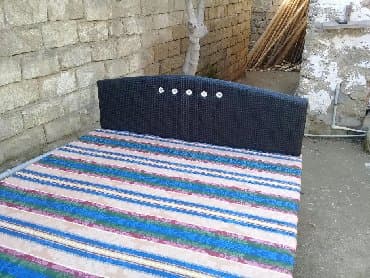 ikinci el kravat: Taxt
Hazirlari var — 2