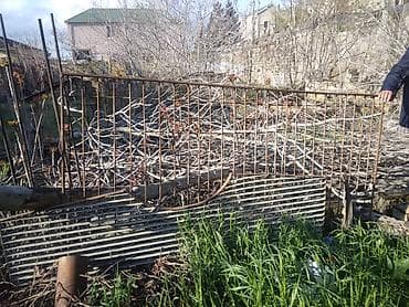 Metal qəfəs/hasar paneli - Material: polad armaturdan hazırlanmış