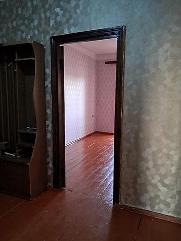 studio menziller: Yeni Gunewlide D massivde Tamstorun yaninda 9 mertebenin 8 ci — 3