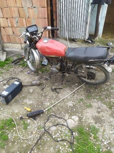 Moto geyim: Jawa — 2