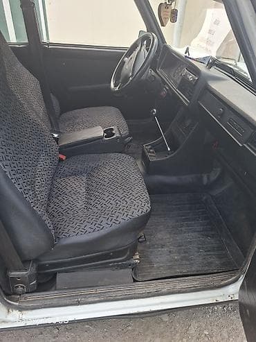 VAZ (LADA) 2107: 1.6 l | 2005 il 40850 km Sedan — 6