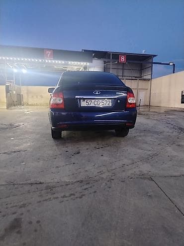 dizel opel astra: LADA Priora liftback, tünd mavi rəng. - Kuzov: 5 qapılı liftback — 6