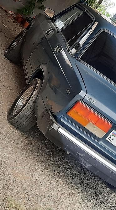 maşin rulu: İşlənmiş Şin Formula 215 / 65 / R 13 — 2
