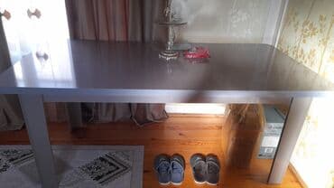 Toyota: Yeni, Açılmayan, Dördbucaq masa, 8 stul — 1