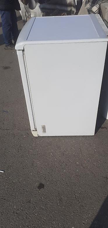 soyducu mini: Mini Indesit Soyuducu Satılır, rəng - Ağ — 2