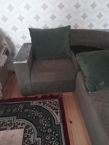 metbex stul: Künc divan, Parça — 1