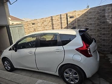 maşın satisi: Nissan Note,2015ci Il.Yaxșı vəziyyətdədir.Xanım maşını — 10
