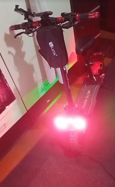 Elektrik nəqliyyatı: Elektrik skuter – Foster RS11 - Güclü ikiqat amortizator sistemi və — 5