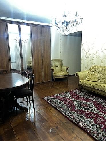 berdede evler: Kirayə verilir Heyet evi. Kommunallar men terefden verilir. Eshyalar — 1