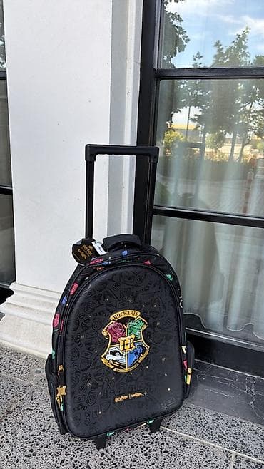 Məhsul: Smiggle Harry Potter – Hogwarts temalı təkərli uşaq lalafo.az -da Məhsul: Smiggle Harry Potter – Hogwarts temalı təkərli uşaq