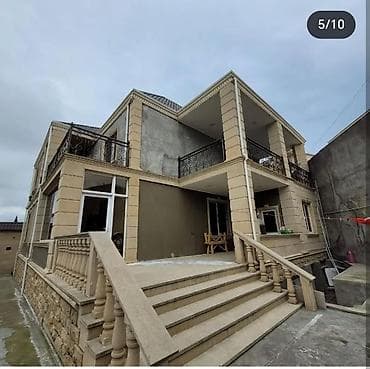 İki mərtəbəli geniş fərdi yaşayış evi - Memarlıq: Klassik üslubda