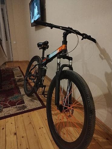 velosiped 28: 26 lıq elede guclu problemi yoxdu tek problemi arxa oxu dagilib oda 5 — 1