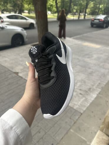 qara qadın ketləri: Nike, Ölçü: 38, rəng - Qara, Yeni — 2