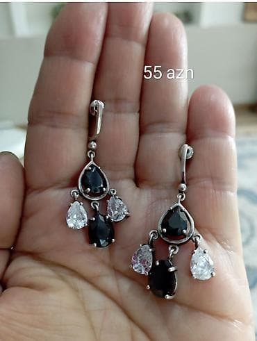 gumus uzuk: Zərgərlik dəsti – fərqli modellər 1) Kulonlu boyunbağı – 80 AZN - — 3