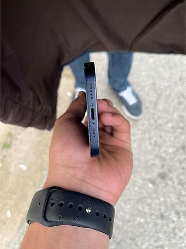 iphone q: IPhone 12, Göy, Face ID — 5